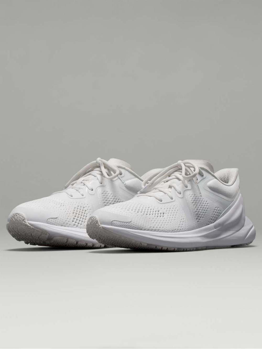 Lululemon blissfeel women’s running shoe